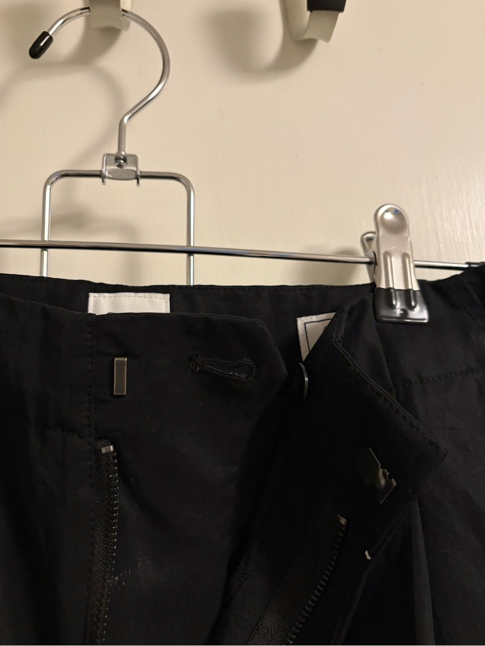 GAP Men's Black Chinos - Picture 1 of 6